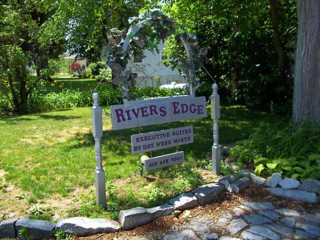 The Rivers Edge Executive Suites Tiffin Buitenkant foto