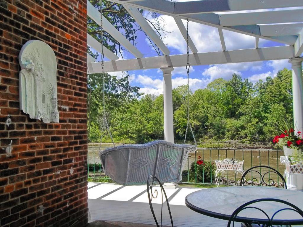The Rivers Edge Executive Suites Tiffin Buitenkant foto