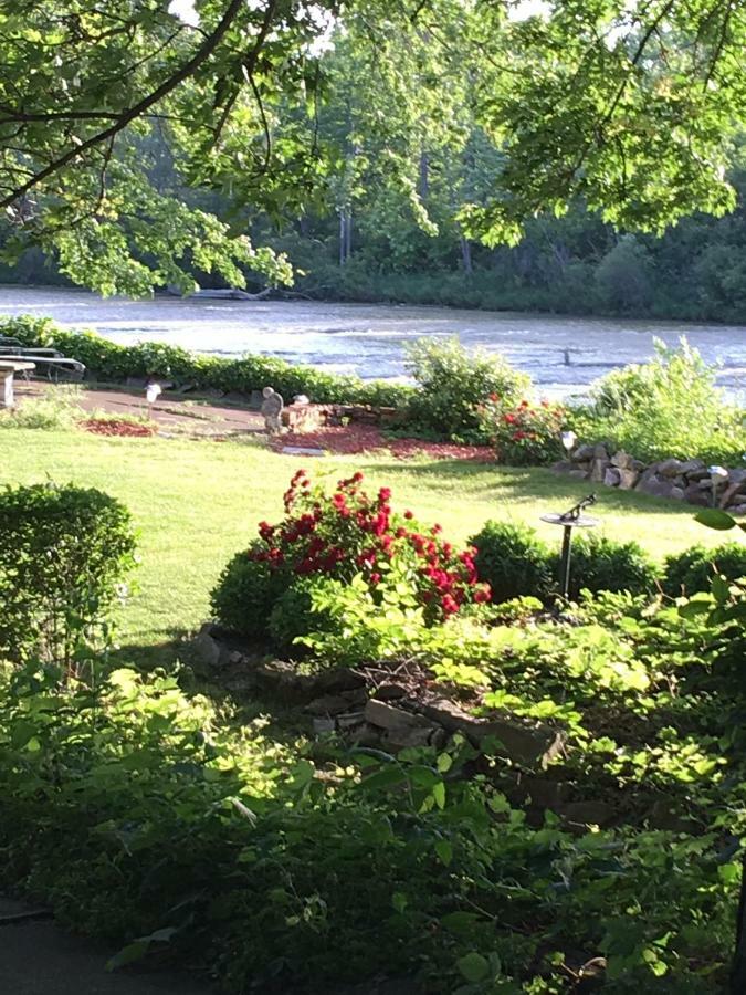 The Rivers Edge Executive Suites Tiffin Buitenkant foto